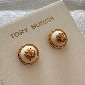 Tory Burch signature logo stud earrings. New. White and gold color
